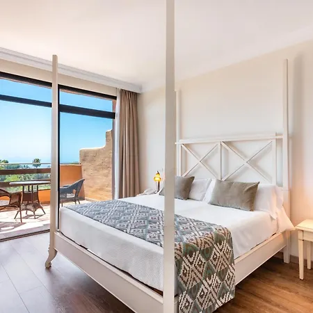 Globales Paraiso Hotel 4*